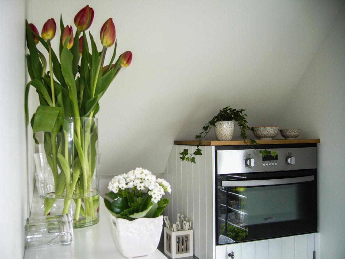 De Moeraseik Bed & Breakfast Zele Bagian luar foto