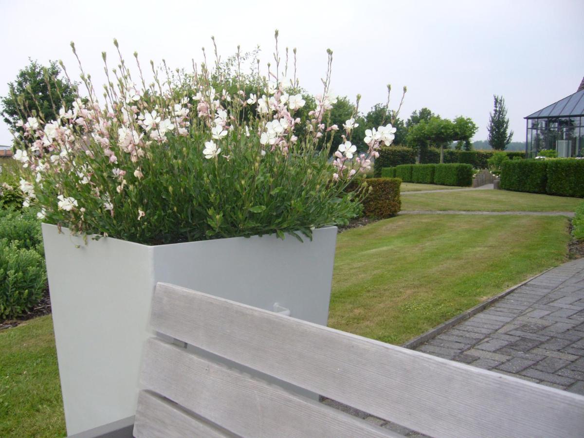 De Moeraseik Bed & Breakfast Zele Bagian luar foto